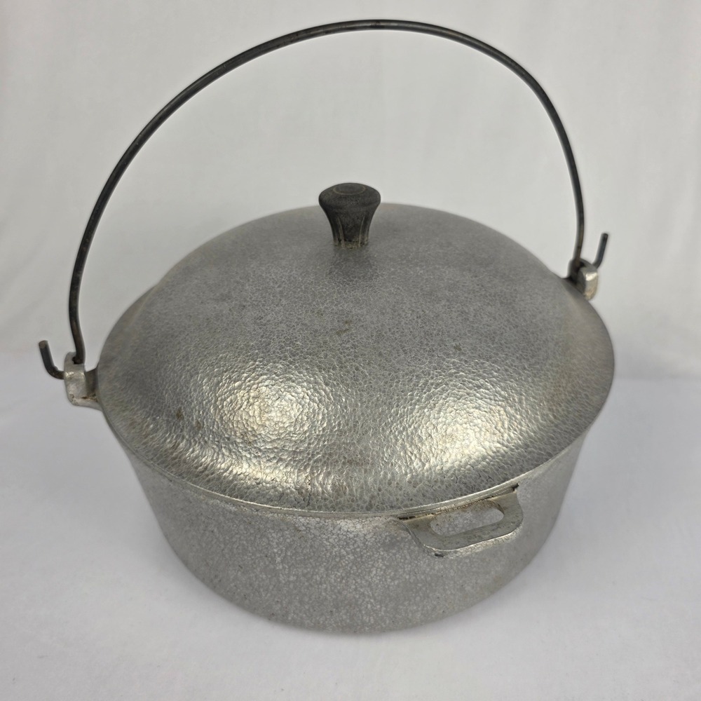 Vintage Club Aluminum Hammer Craft Cookware Dutch Oven Pot Lid Bail Handle 10in